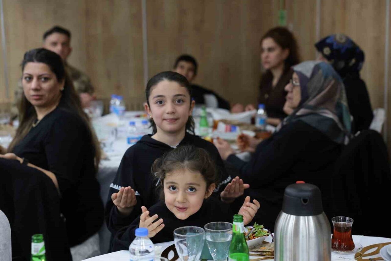 Erzincan İl Jandarma Komutanlığı tarafından şehit aileleri ve gaziler onuruna