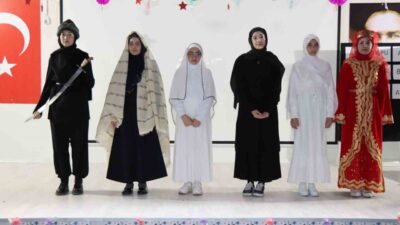 Şehit Recep Gündüz Anadolu İmam Hatip Lisesi, 8 Mart Dünya