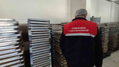 Afyonkarahisar’da yaklaşan Ramazan Bayramı öncesi şekerleme, çikolata, tatlı ve unlu