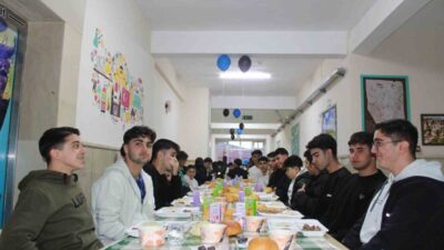 Siirt Abdülhamid Han Turizm Mesleki ve Teknik Anadolu Lisesinde 304