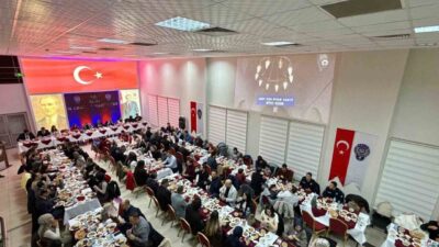 Siirt’te adli ve emniyet birimleri iftarda bir araya geldi. Emniyet