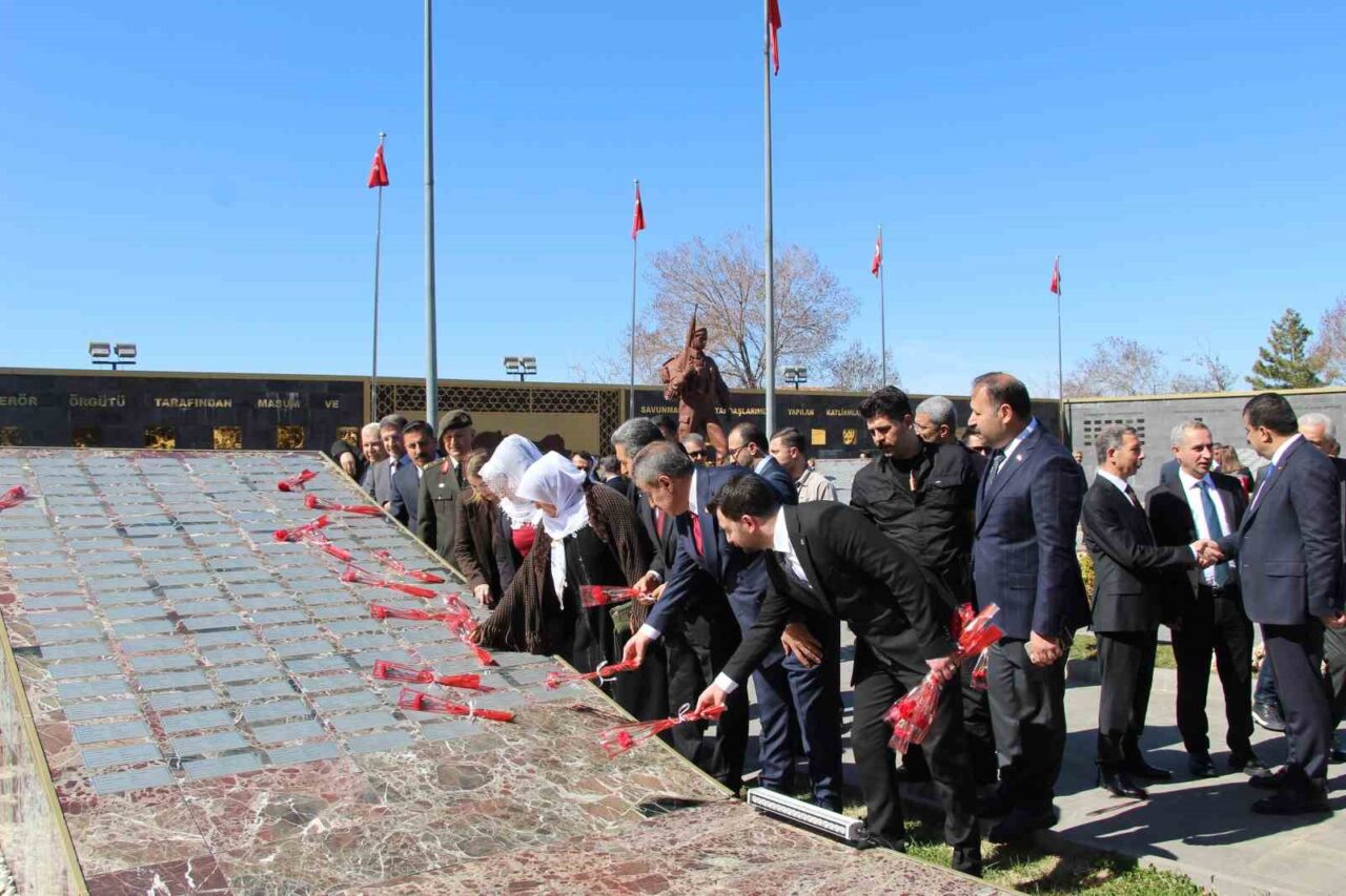 Şırnak’ta 18 Mart Şehitleri Anma Günü ve Çanakkale Zaferinin 111’inci
