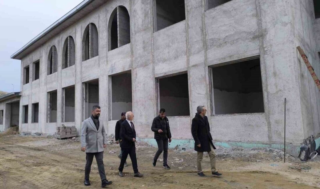 Eskişehir İl Sağlık Müdürü Doç. Dr. Yaşar Bildirici, Sivrihisar İlçesi’nde