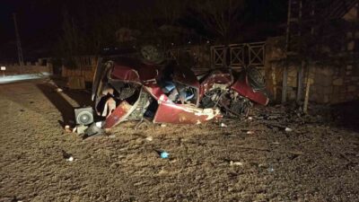 Sivas’ın Gürün ilçesinde meydana gelen trafik kazasında 2 kişi ağır