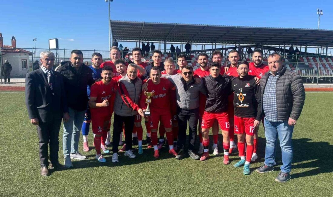 Kütahya’nın Tavşanlı ilçesinde 1. Amatör Lig 2025-2026 sezonunu başarıyla tamamlayan