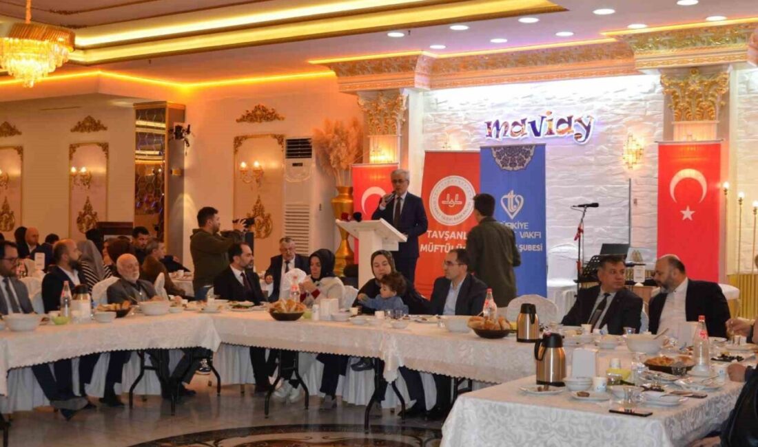 Kütahya’nın Tavşanlı ilçesinde, üniversite öğrencilerine yönelik düzenlenen anlamlı iftar programı,