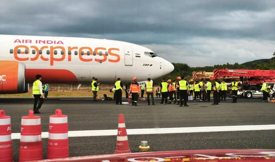 Tayland’da Phuket Uluslararası Havalimanı’nda Hindistan’dan gelen bir yolcu uçağının yaptığı