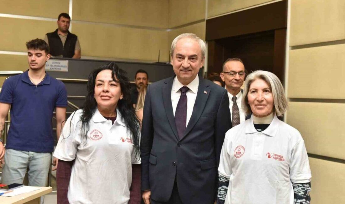 Akdeniz Üniversitesi bünyesinde faaliyet gösteren Yaşlılık Çalışmaları Uygulama ve Araştırma