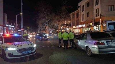 Tekirdağ’ın Süleymanpaşa ilçesinde polis ekiplerinin “Dur” ihtarına uymayan bir sürücü,