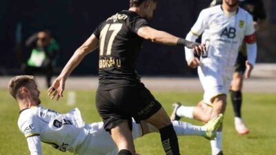 TFF 2. Lig Beyaz Grup 29. hafta mücadelesinde Muğlaspor sahasında