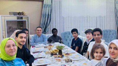 Tokat Gaziosmanpaşa Üniversitesi’nde (TOGÜ) akademisyenler ve öğrenciler Ramazan ayında aynı