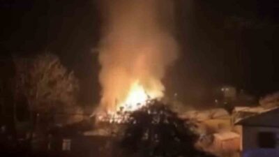 Tokat’ın Erbaa ilçesinde çıkan yangında 2 katlı ev kullanılamaz hale