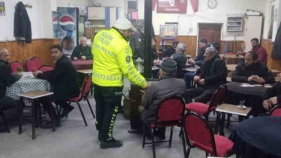 Kayseri’nin Tomarza ilçesinde polis ekipleri tarafından yapılan çalışmalarda, vatandaşlar trafik