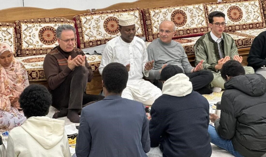 İnönü Üniversitesi Türkçe Öğretimi Uygulama ve Araştırma Merkezi (TÖMER) öğrencileri