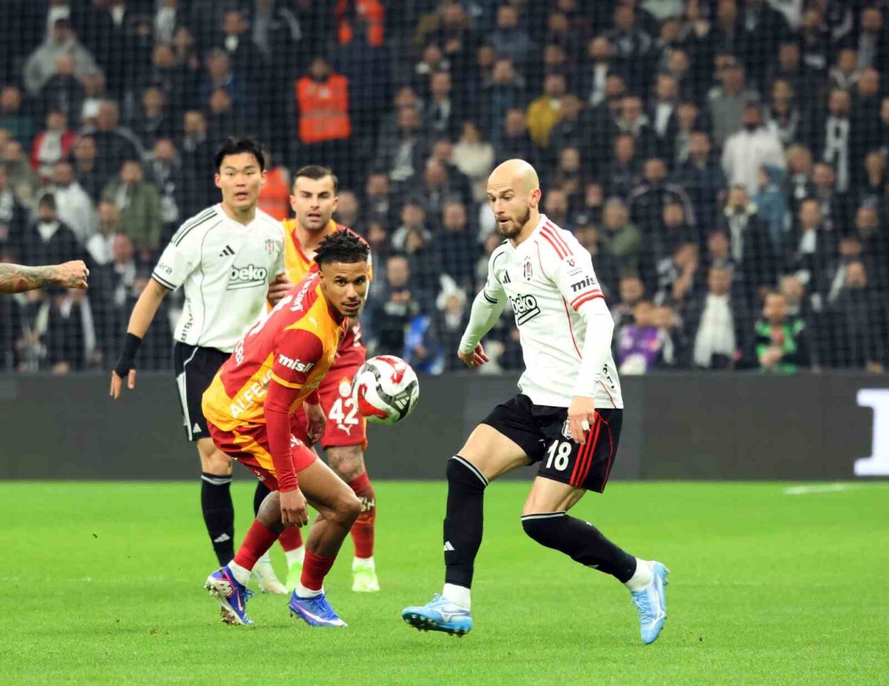 Trendyol Süper Lig’in 25. haftasında Beşiktaş, derbide Galatasaray’ı konuk ediyor.