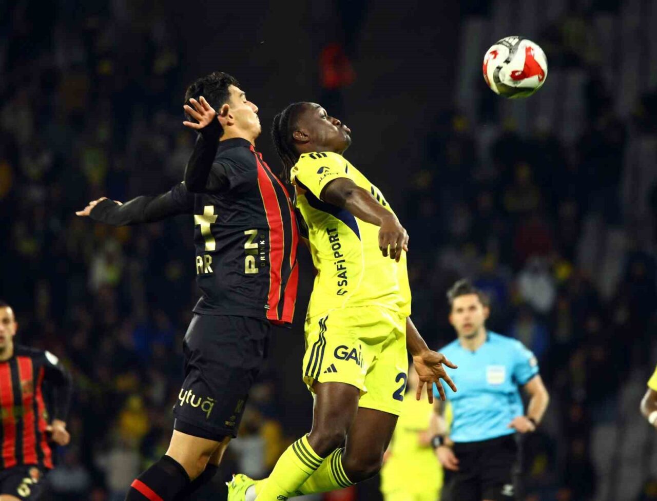 Trendyol Süper Lig’in 26. haftasında Fatih Karagümrük, Atatürk Olimpiyat Stadı’nda