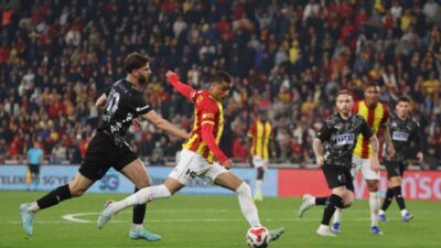 Trendyol Süper Lig’in 26. haftasında Göztepe sahasında karşılaştığı Alanyaspor ile