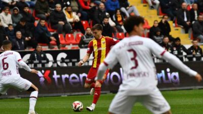 Trendyol Süper Lig’in 27. haftasında Kayserispor ile Fatih Karagümrük karşı