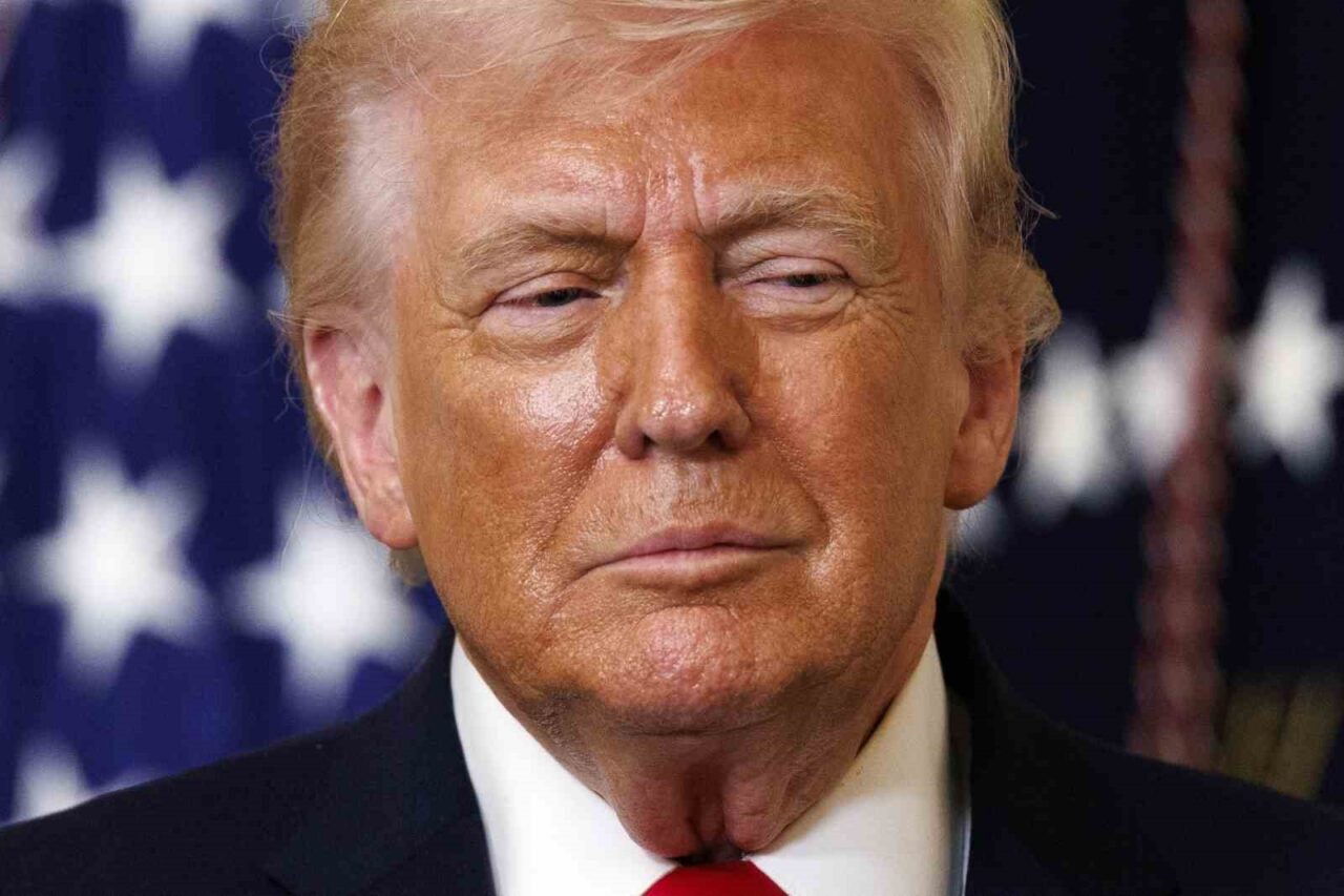 ABD Başkanı Donald Trump, “ABD, İran’ı askeri, ekonomik ve diğer