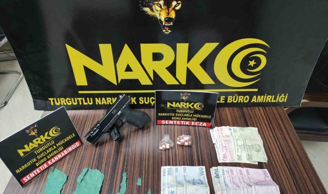 Manisa’nın Turgutlu ilçesinde Narkotik Suçlarla Mücadele ekipleri tarafından düzenlenen operasyonda
