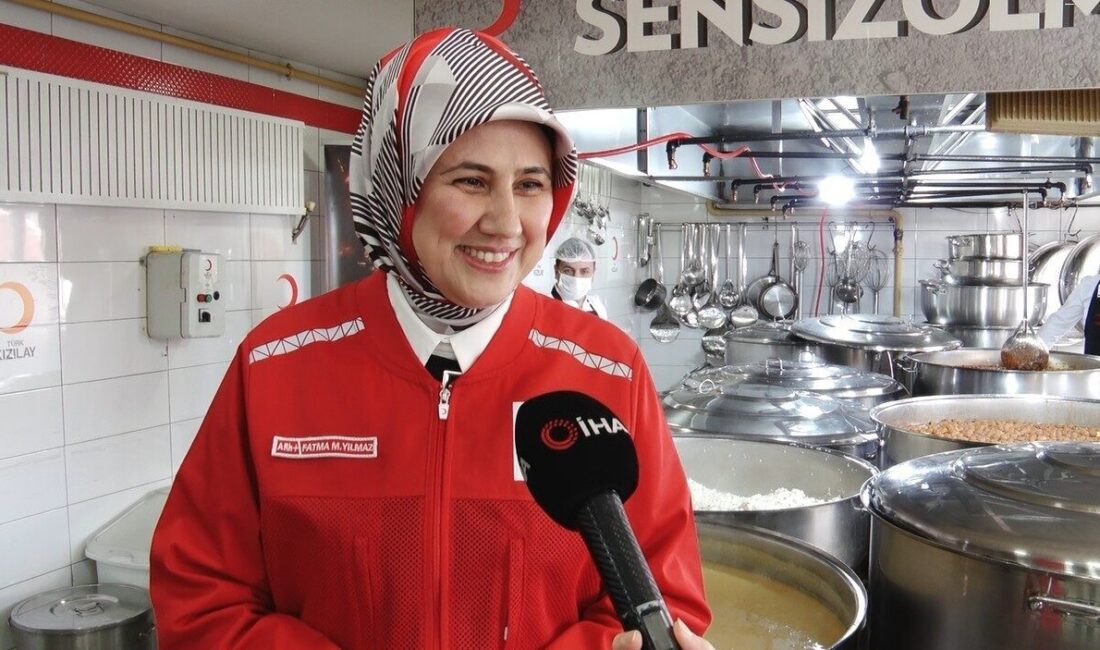 Türk Kızılay Başkanı Fatma Meriç Yılmaz, ABD-İsrail ile İran arasında