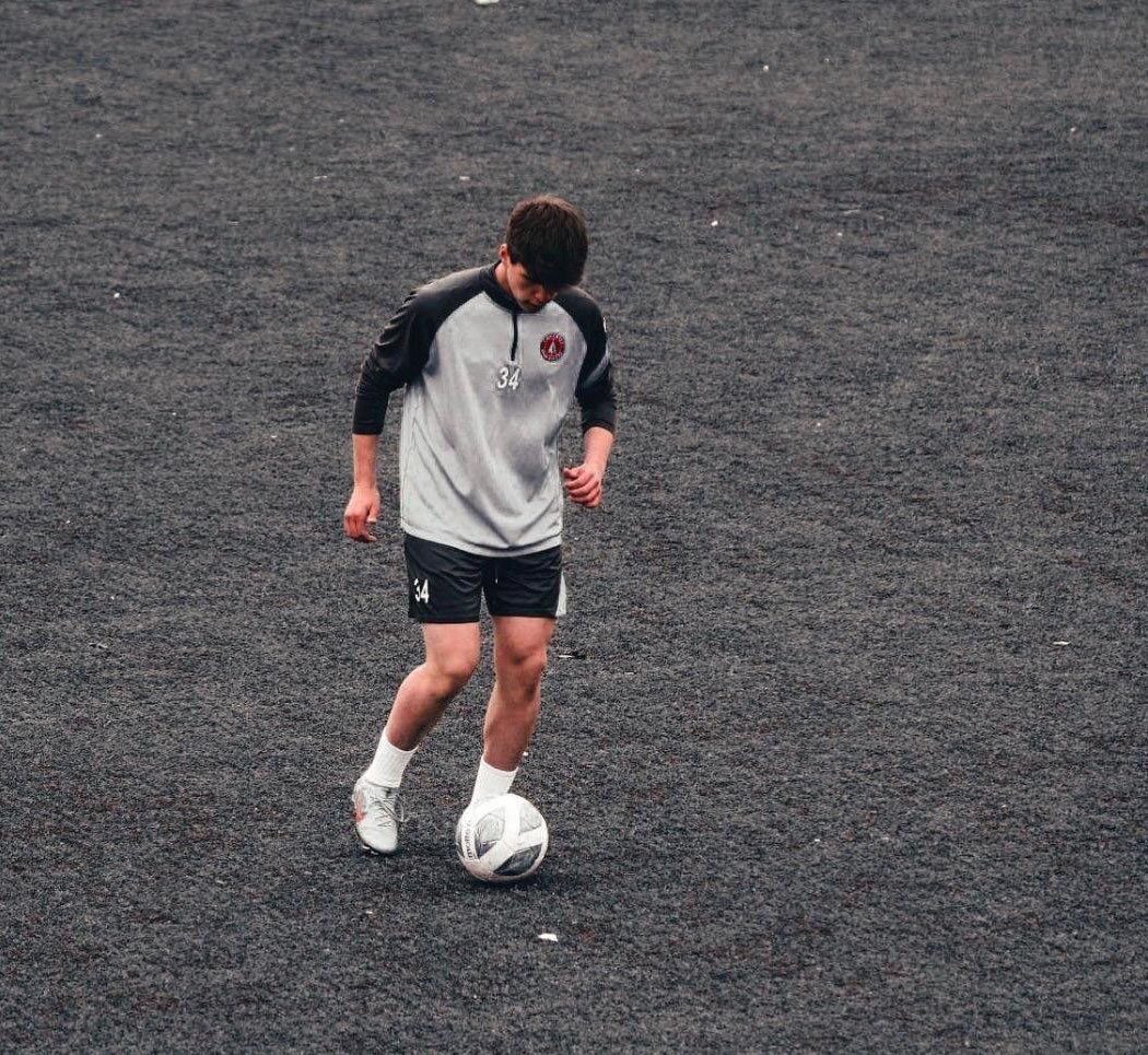 İstanbul’un Ümraniye ilçesinde iddiaya göre çakarlı araçla gelen şahısların düzenlediği