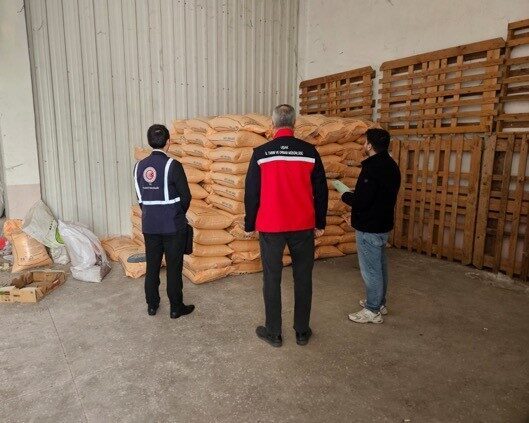 Uşak’ta gübre bayilerine yönelik denetim gerçekleştirildi. Uşak İl Tarım ve
