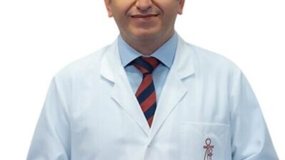 Güven Hastanesi Kardiyoloji Bölümü’nden Kardiyoloji uzmanı Doç. Dr Uğur Abbas