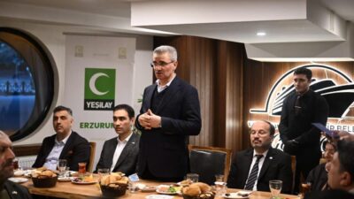 Erzurum Valisi Aydın Baruş, 1-7 Mart Yeşilay Haftası dolayısıyla düzenlenen