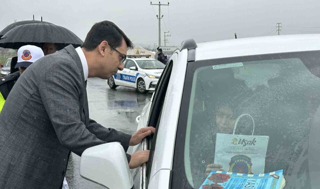 Uşak Valisi Serdar Kartal, bayram tedbirleri kapsamında polis ve jandarma