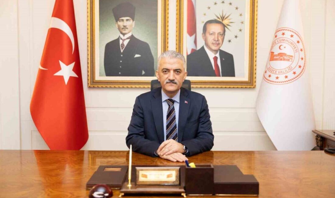 Düzce Valisi Mehmet Makas, Ramazan Bayramı dolayısıyla paylaştığı bayram mesajında