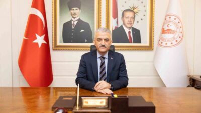 Düzce Valisi Mehmet Makas, Ramazan Bayramı dolayısıyla paylaştığı bayram mesajında