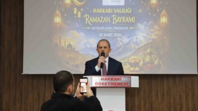 Hakkari’de Ramazan Bayramı dolayısıyla bayramlaşma pragramı düzenlendi. Öğretmenevinde düzenlenen programda