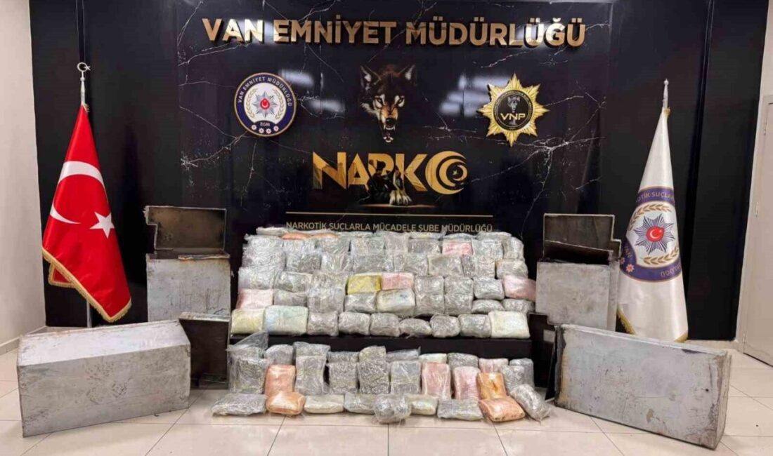 Van’da narkotik polisi tarafından bir tırda yapılan aramada 68 kilo