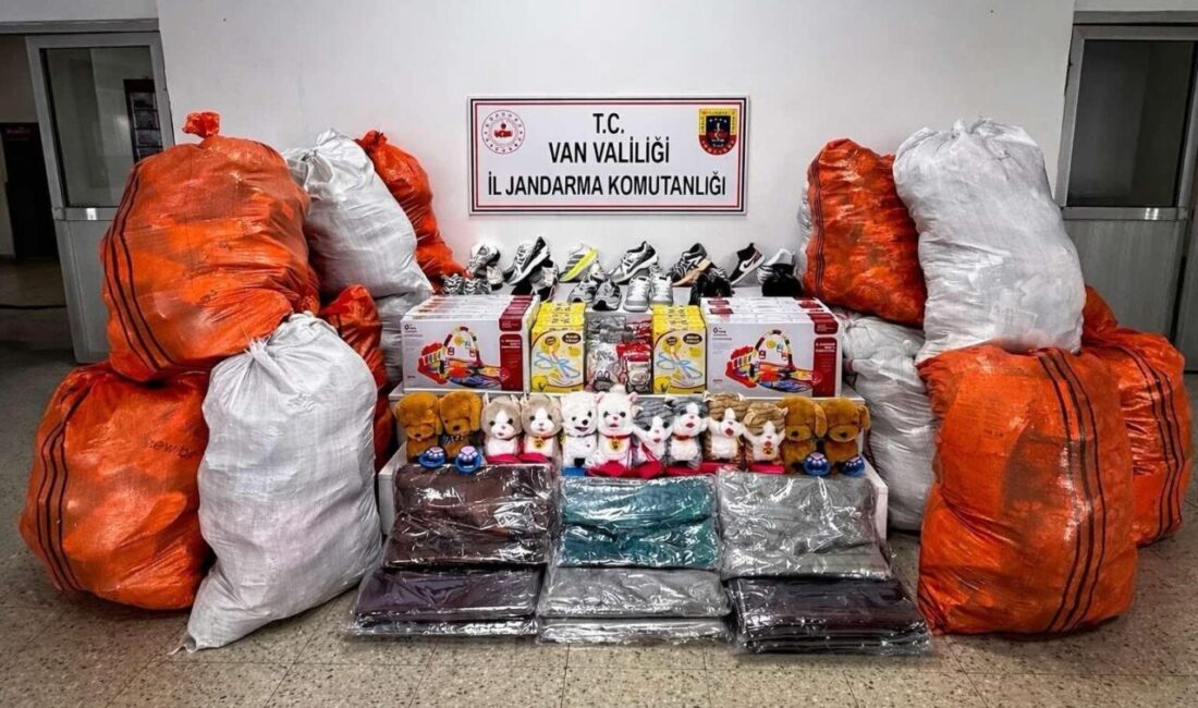 Van’ın Başkale ilçesinde jandarma ekipleri tarafından 9 milyon 903 bin