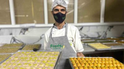 Van’da bayram için yoğun mesai harcayan işletmeler stokların tükenme ihtimaline