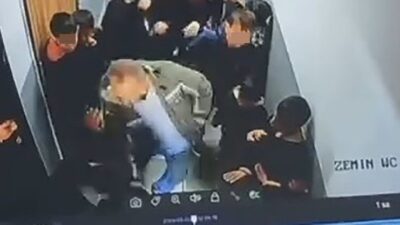 Van’ın Edremit ilçesinde bir veli, çocuğuna kartopu attığı iddia edilen