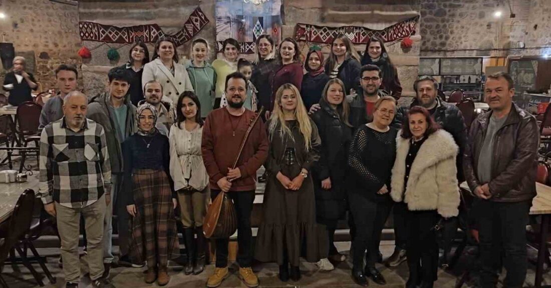 Samsun’un Vezirköprü ilçesinde, Vezirköprü Müzik ve Sanat Derneği (VEMSAD) PELİ