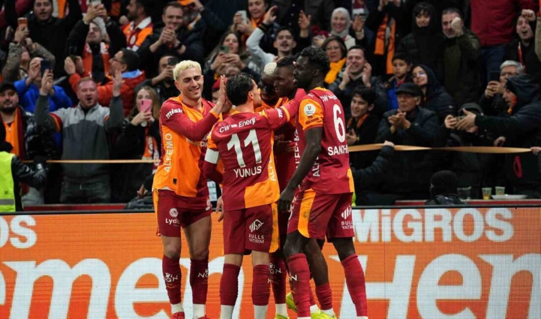 Galatasaray’ın Fildişi Sahilli futbolcusu Wilfried Singo, Başakşehir maçıyla sarı-kırmızılı forma