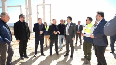 Yenişehir Belediye Başkanı Ercan Özel, Subaşı Mahallesi’nde yapımı hızla devam