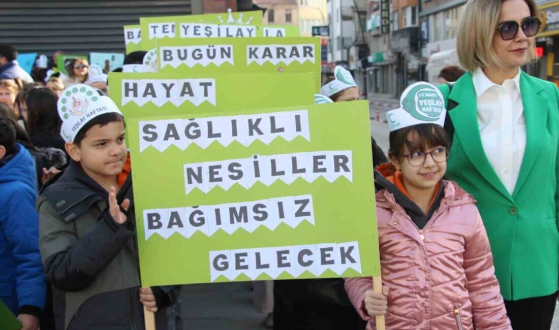 Yeşilay tarafından Uşak’ta farkındalık yürüyüşü düzenlendi. Uşak Belediyesi Yöresel Ürünler