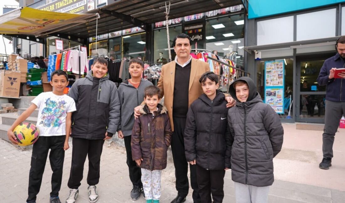 Şehitkamil Belediye Başkanı Umut Yılmaz, Beykent Mahallesi’ni ziyaret ederek bölge