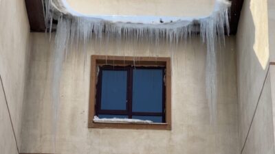 HAKKARİ (İHA) – Hakkari’nin Yüksekova ilçesinde etkili olan dondurucu soğuklar