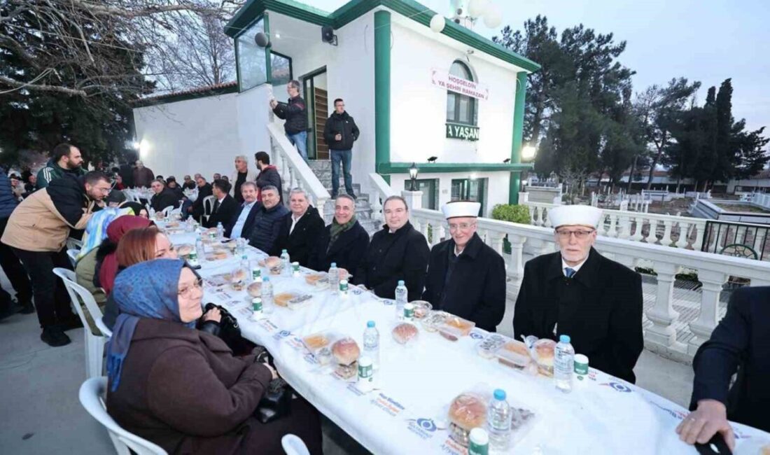 Sultangazi Belediyesi, Ramazan’daki gönül sofrasını bu kez Yunanistan’ın İskeçe şehrinde