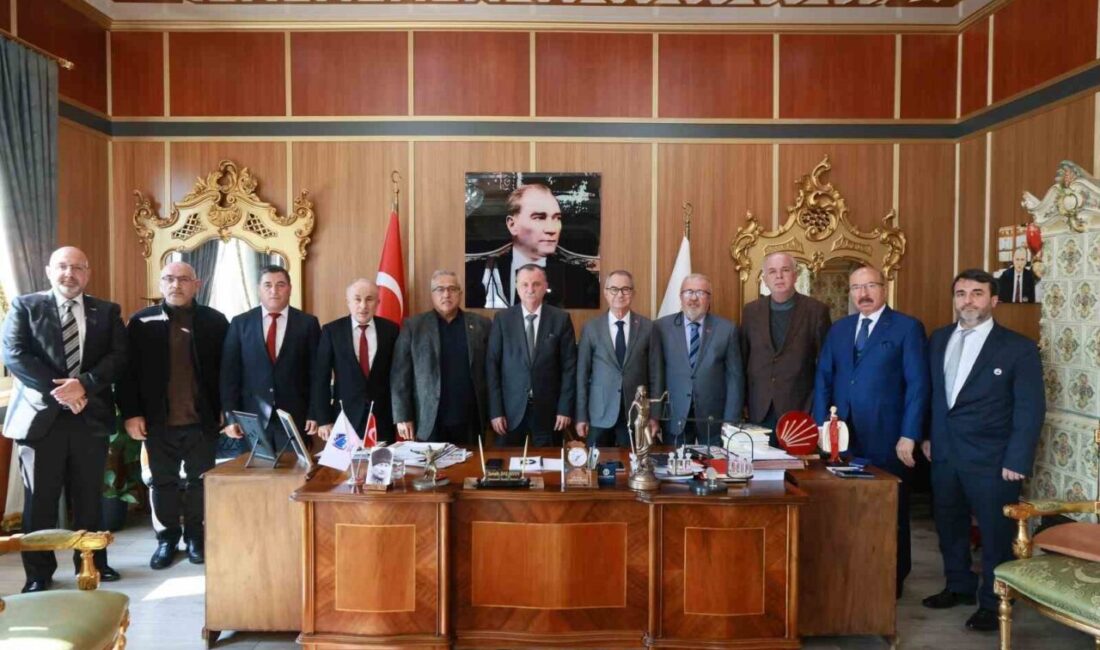 Yunusemre Belediyesi, ilçe sınırları içinde yöresel ürün pazarı, fuar ve