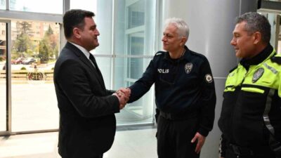 Eskişehir Cumhuriyet Başsavcısı Üzeyir Karakülah ve beraberindeki heyet üyeleri, Türk