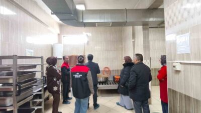 Ağrı Valiliği himaye ve koordinesinde oluşturulan Gıda Denetim Komisyonu, öğrenci