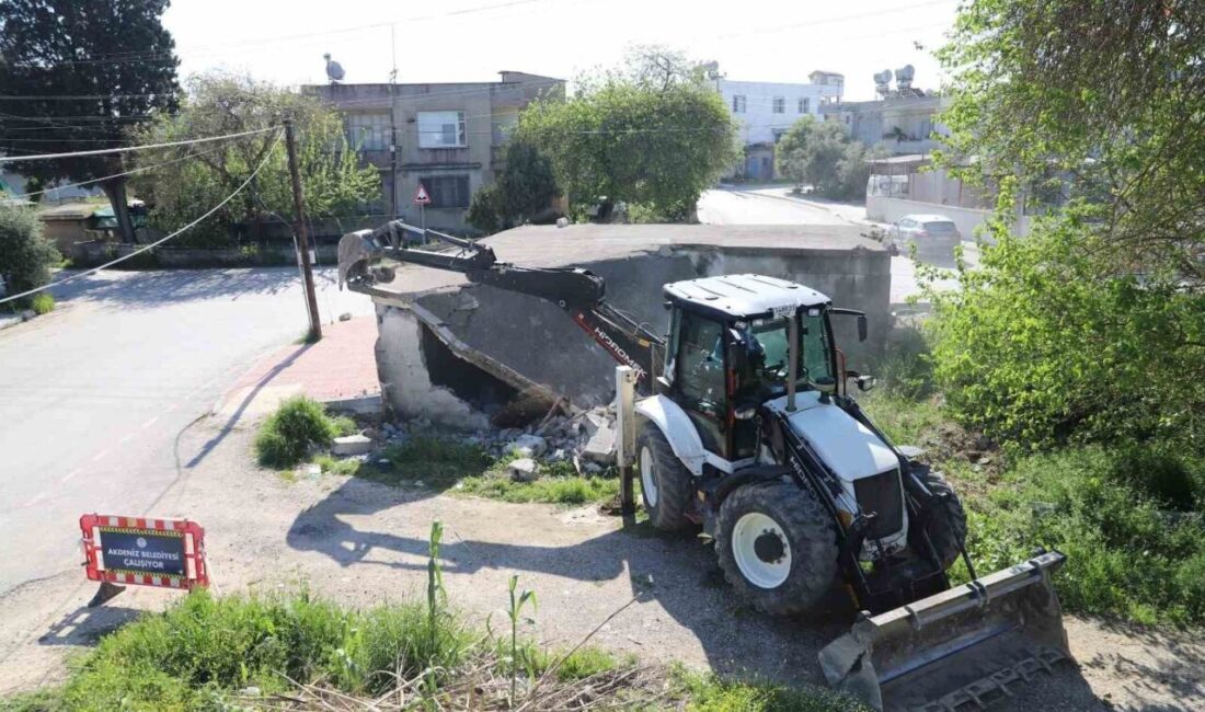 Mersin’in Akdeniz ilçesinde, can ve mal güvenliği açısından risk oluşturan