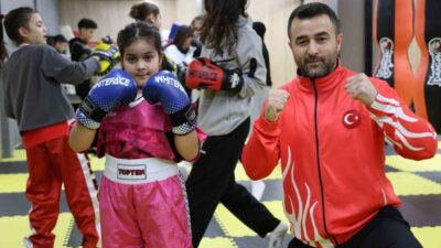 Kick boks antrenörü Sercan Akdeniz, akran zorbalığına maruz kalan kızını