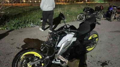 Eskişehir’de akrobatik hareketler yaptığı iddia edilen iki motosikletin çarpışması sonucu